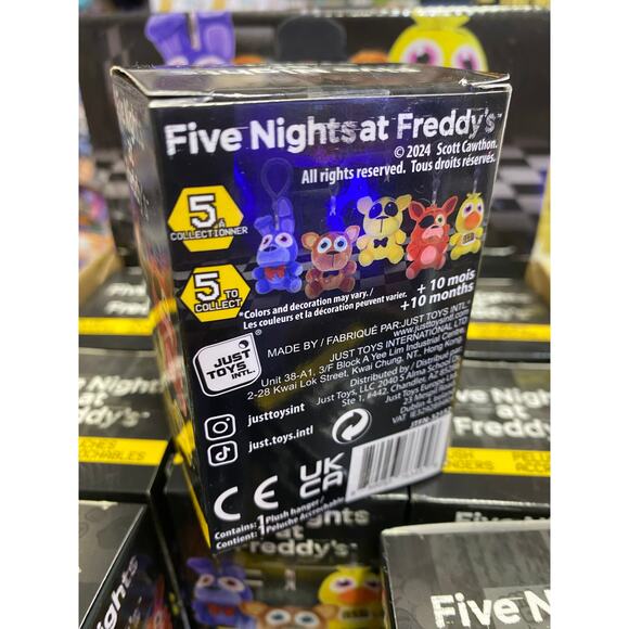 Five Nights At Freddys Plush Backpack Hanger - Picture 2 of 3